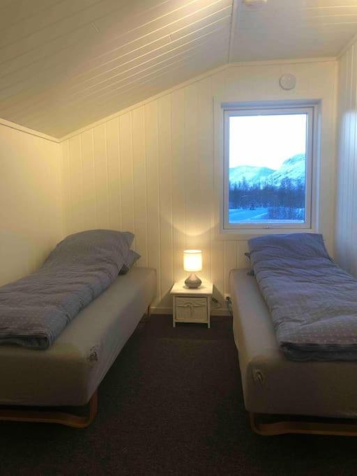 Mountainside - Breivikeidet Hébergement de vacances